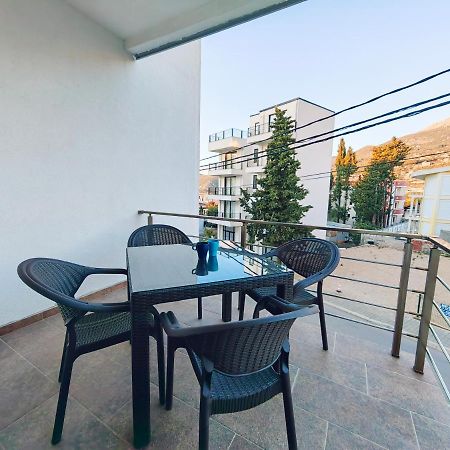 Mialex Apartments Dobra Voda Ngoại thất bức ảnh