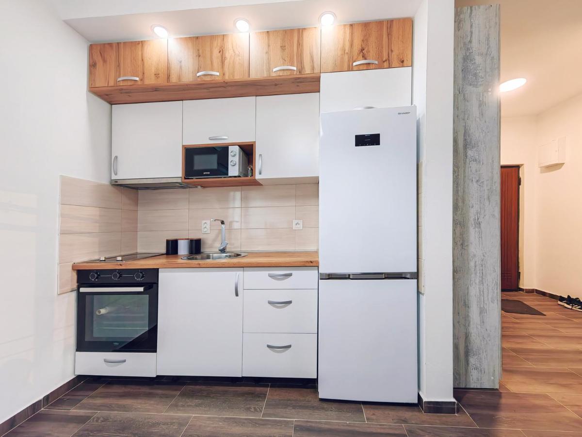Mialex Apartments Dobra Voda Ngoại thất bức ảnh